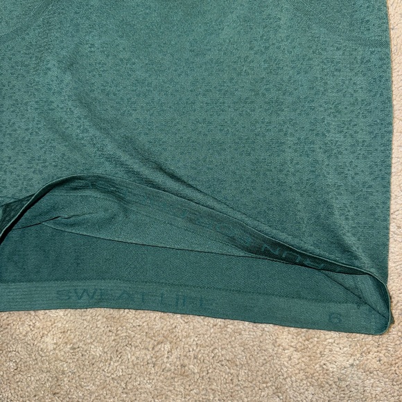 Lululemon Swiftly Tech Short Sleeve Crew - Green Smoke - Picture 6 of 8